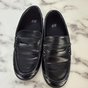 H&M Classic Black